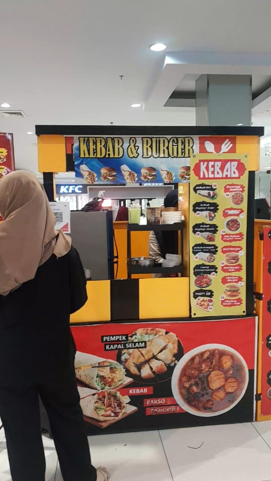 Kebab dan Burger Teh Putri, Cita Rasa Lezat dan Harga Bersahabat yang Eksis Sejak 2018 di Mall Ramayana Karawang