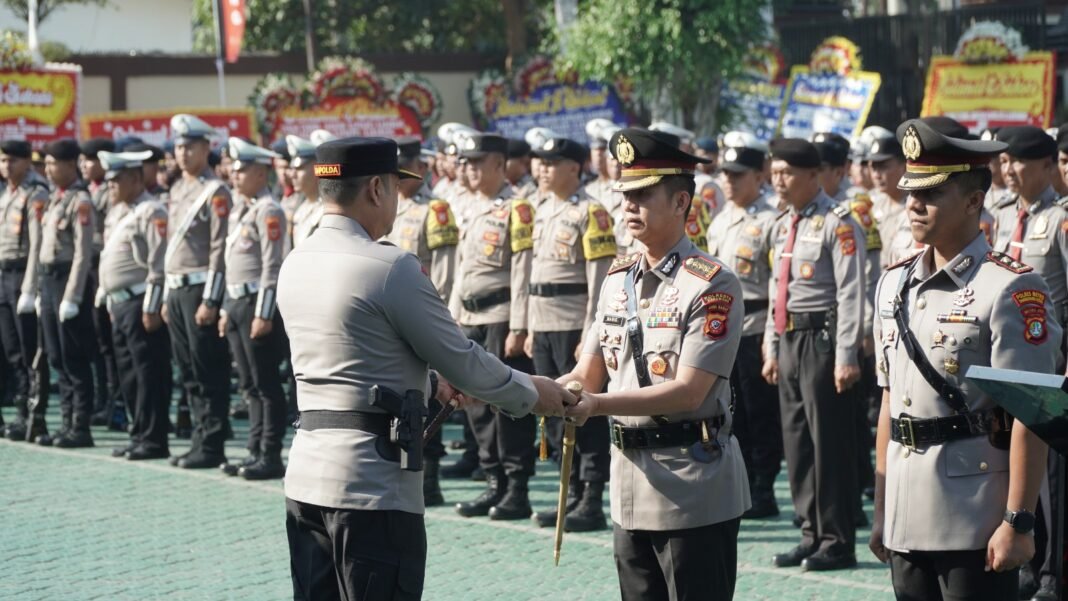 Kapolda Jabar Resmikan Polres Karawang Naik Status Menjadi Polresta