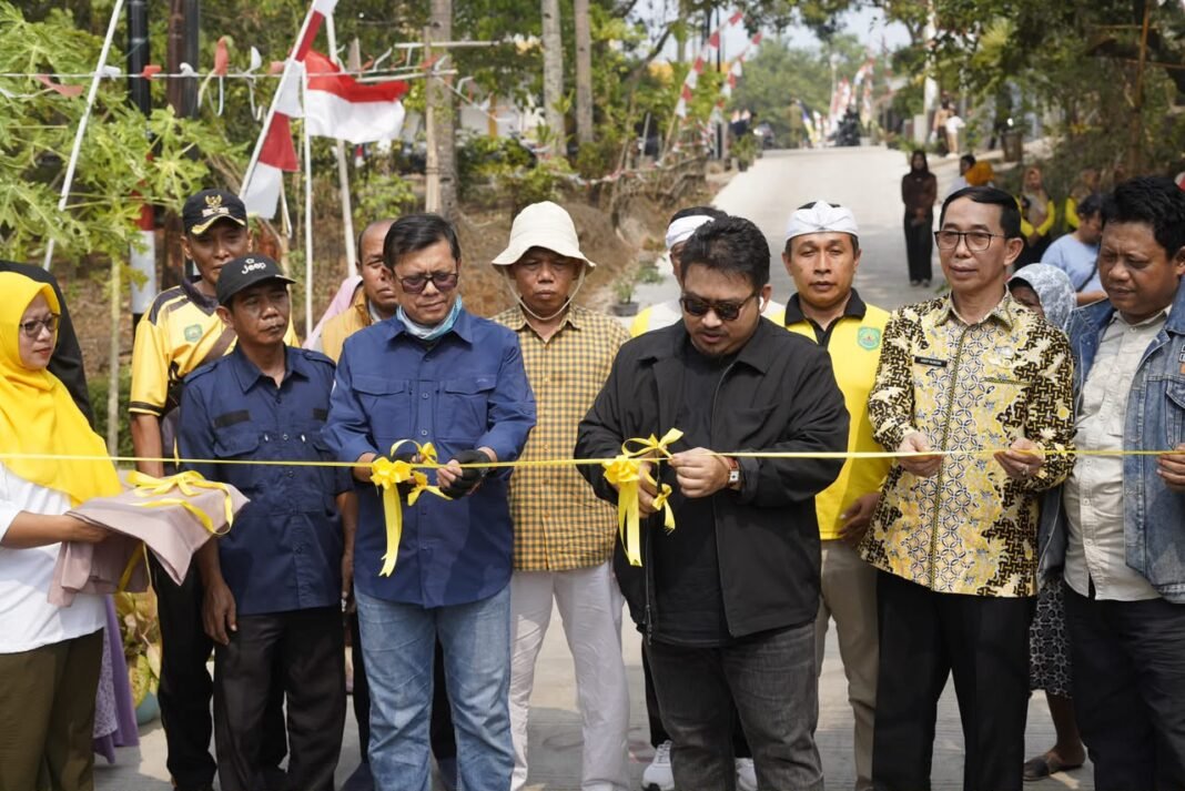 Bupati Subang Resmikan Jalan Sukasari-Cisampih Sepanjang 468 Meter