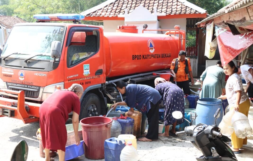 Pemkab Bekasi Kolaborasi Salurkan 10,1 Juta Liter Air Bersih