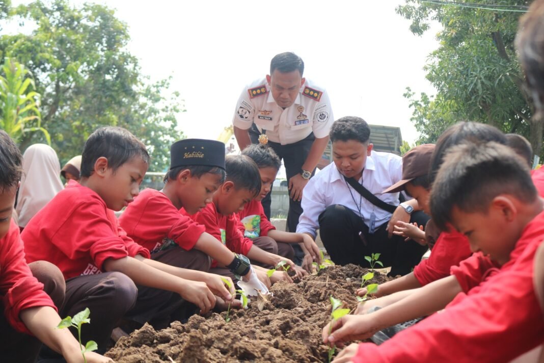 Lapas Karawang Buka Edu Trip, Kenalkan Ketahanan Pangan kepada Siswa Sejak Dini